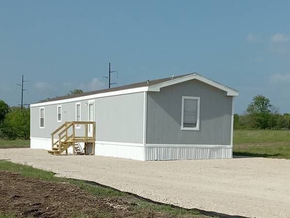 property at 4725 Navarro Creek Rd