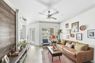 Enclave at La Frontera in Round Rock, TX - Building Photo - Building Photo
