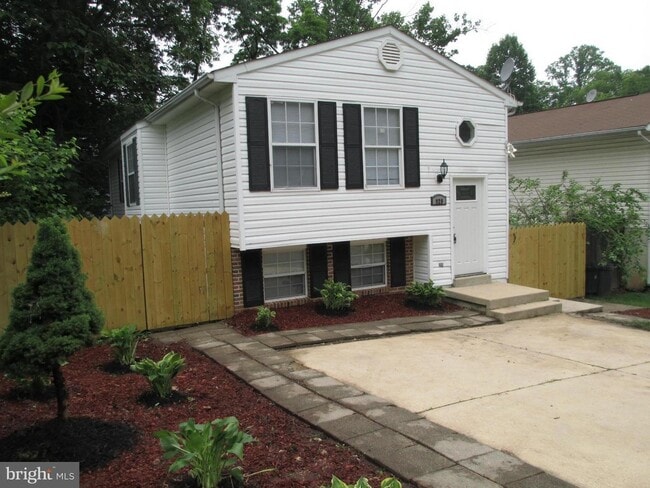property at 929 Capitol Heights Blvd