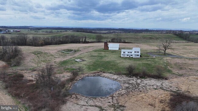 13267 Coppermine Rd in Union Bridge, MD - Building Photo - Building Photo