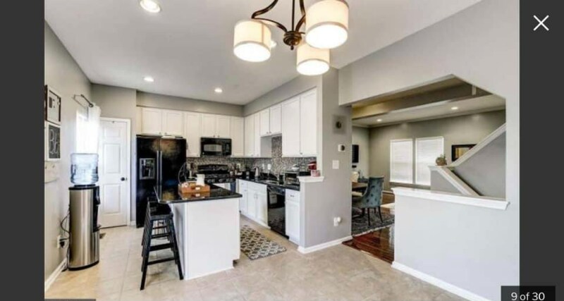 7025 Rogue Forest Ln in Gainesville, VA - Foto de edificio