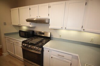 11 Worcester St, Unit 2 in Boston, MA - Building Photo - Building Photo