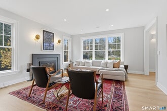 4 Winker Ln in Westport, CT - Building Photo - Building Photo