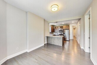 2131 W Ohio St in Chicago, IL - Building Photo - Building Photo