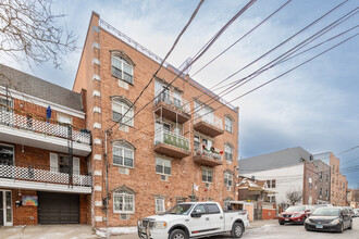 5626 Van Cleef St in Corona, NY - Building Photo - Building Photo