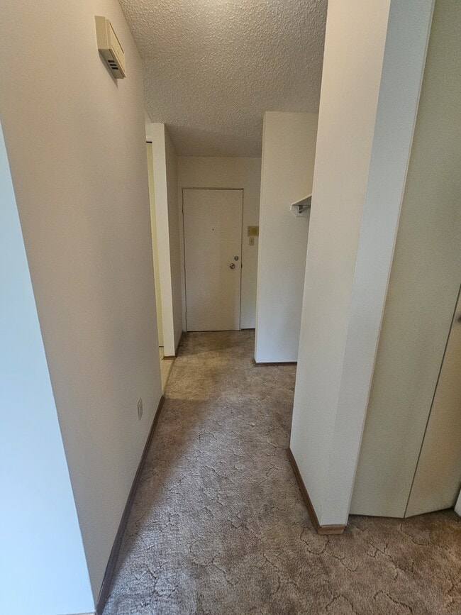 10327-10107 107 Ave in Grande Prairie, AB - Building Photo - Building Photo