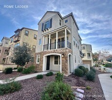 1714 E Hampton Ln in Gilbert, AZ - Building Photo