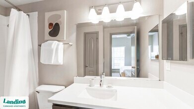 10101 W Parmer Ln, Unit 722 in Austin, TX - Foto de edificio - Building Photo