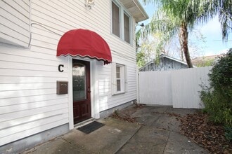 3316 Upperline St in New Orleans, LA - Building Photo - Building Photo