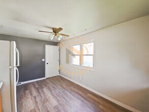 1212 E Sylvan Ave in Appleton, WI - Building Photo - Building Photo