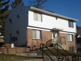 3845 Cliffside Dr, Unit 3845 in La crosse, WI - Building Photo