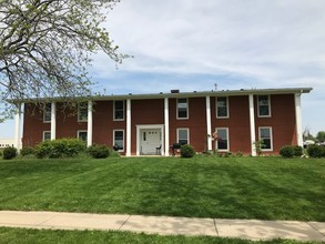 Colonial Manor Apartments in Walworth, WI - Building Photo - Other