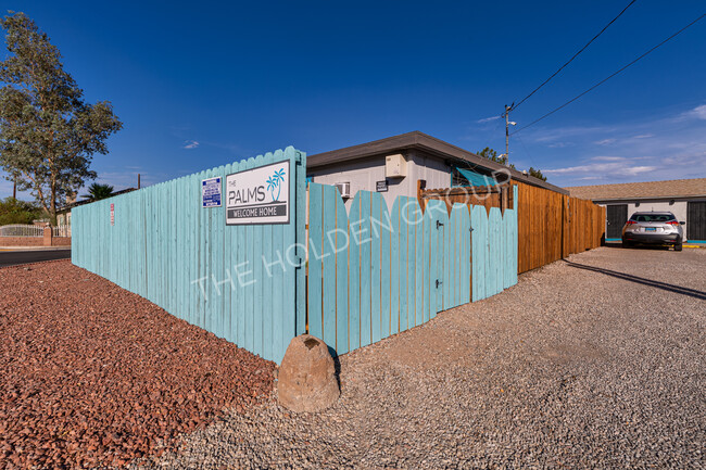 1635 Palm St in Henderson, NV - Building Photo - Building Photo