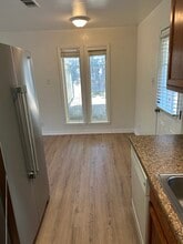 317 W McLain Dr in Sherman, TX - Foto de edificio - Building Photo