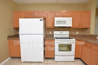 982 Cumberland Dr in Kissimmee, FL - Building Photo - Building Photo