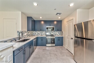 3652 Bitonto Ln in Henderson, NV - Foto de edificio - Building Photo