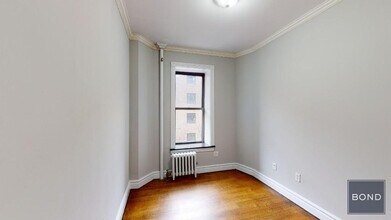 200 Stanton St in New York, NY - Building Photo - Building Photo