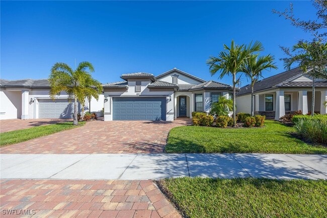 6767 Pennyroyal Dr in Naples, FL - Building Photo - Building Photo