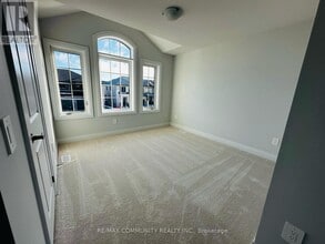 21 Corley St in Kawartha Lakes, ON - Building Photo - Building Photo