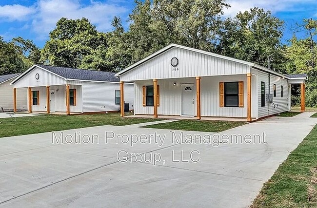 property at 700 Carmen Ave