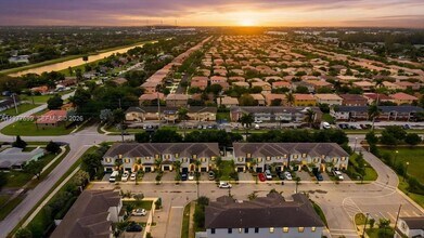 20344 NW 6th Pl in Miami, FL - Building Photo - Building Photo