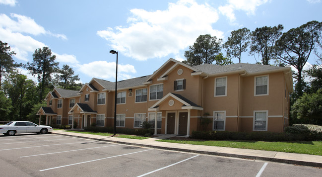 Madison Woods Apartments in Jacksonville, FL - Building Photo - Building Photo