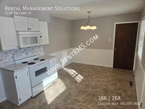 3130 SW Lane St in Topeka, KS - Building Photo - Building Photo