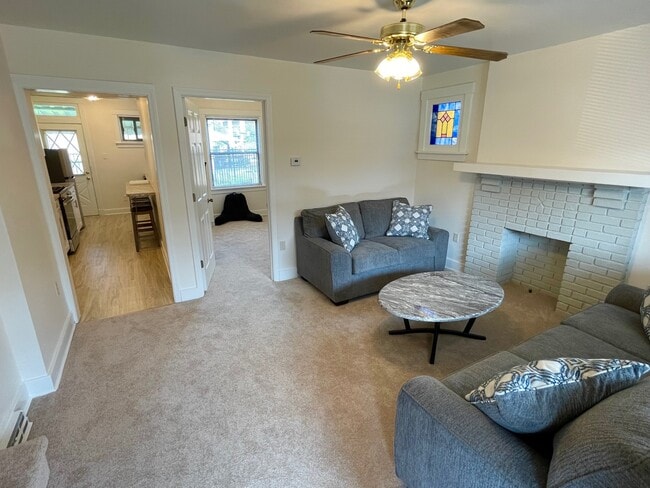 property at 3311 Niagara St
