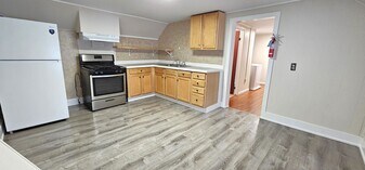 216 N Champlain St, Unit 216 North Champlain Street #2 in Burlington, VT - Building Photo