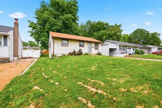 10519 Renfrew Dr in St. Louis, MO - Building Photo - Building Photo