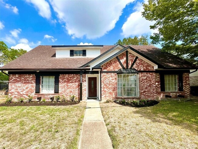 12230 Fairpoint Dr in Houston, TX - Foto de edificio - Building Photo
