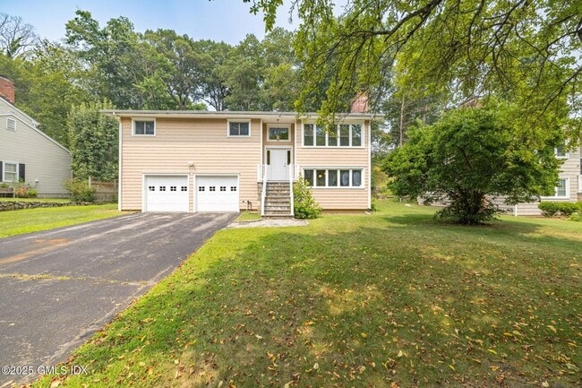 property at 37 Windsor Ln