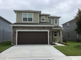 921 Walden Pond Dr in Plant City, FL - Building Photo