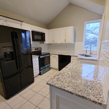 14200 Harbour Pl in Prospect, KY - Building Photo - Building Photo