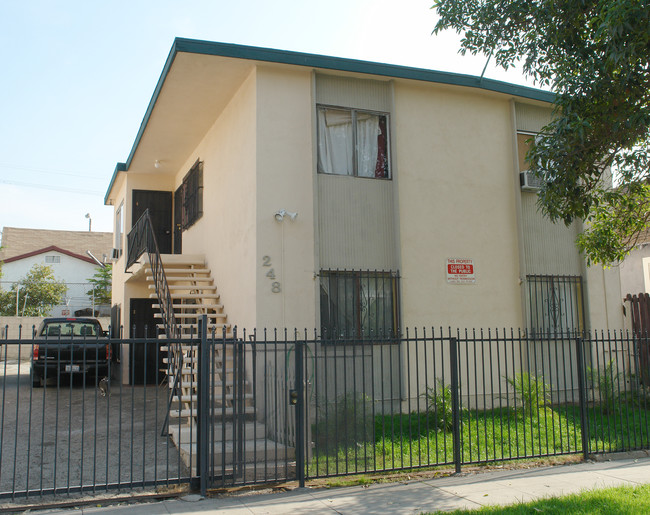 248 N Mountain View Ave in Los Angeles, CA - Building Photo - Building Photo