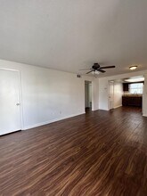 7004 S Kissimmee St in Tampa, FL - Building Photo - Building Photo