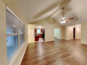 10292 Stone Gate Dr in Conroe, TX - Building Photo - Building Photo