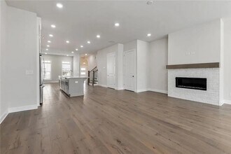 4317 Parkside Pl in Atlanta, GA - Building Photo - Building Photo