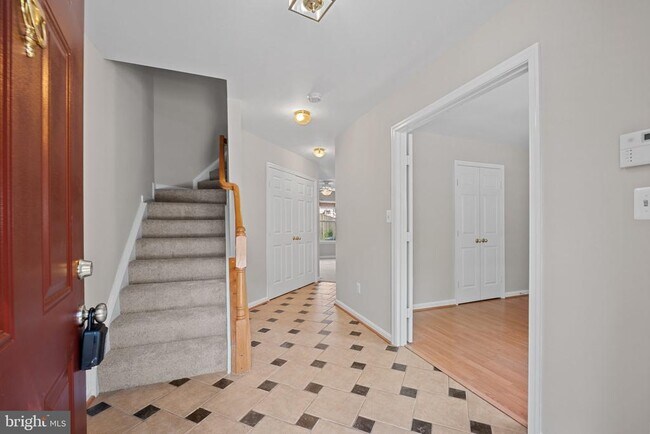 22904 Benson Terrace in Sterling, VA - Building Photo - Building Photo