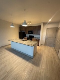 2317 Huntington Ave, Unit 713 in Alexandria, VA - Building Photo - Building Photo