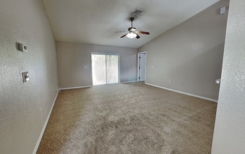 165 Kings Pond Ave in Winter Haven, FL - Building Photo - Building Photo