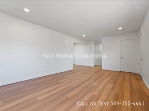 810 S Fairbanks Dr in Moses Lake, WA - Building Photo - Building Photo