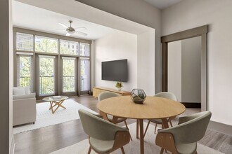 1160 Hammond in Sandy Springs, GA - Foto de edificio - Building Photo