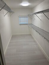 909 36th St in West Palm Beach, FL - Building Photo - Building Photo