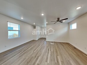 23572 E 3rd Pl in Aurora, CO - Building Photo - Building Photo