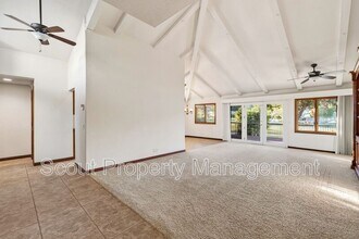 38285 Oaktree Loop in Murrieta, CA - Building Photo - Building Photo