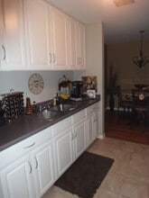 2A Kingery Quarter in Willowbrook, IL - Building Photo - Building Photo