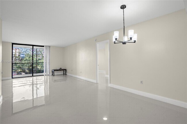 1300 St Charles Pl in Pembroke Pines, FL - Building Photo - Building Photo