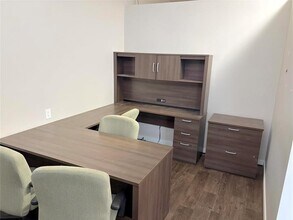 70 Main St S in Carman, MB - Building Photo - Building Photo