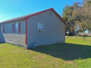 201 West Ave N in Hollandale, MS - Building Photo - Building Photo